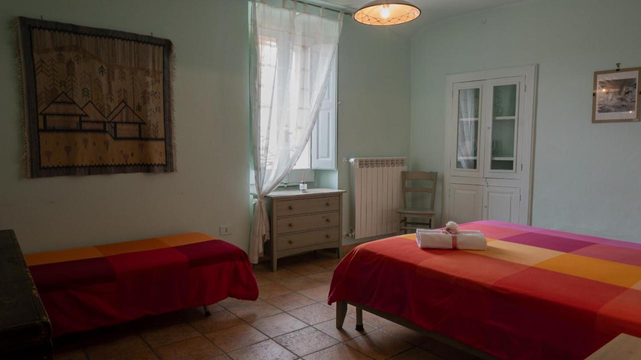 Appartement La Via Di Fuga à Pietrapertosa Extérieur photo